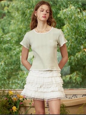 White Tiered Lace Mini Skirt